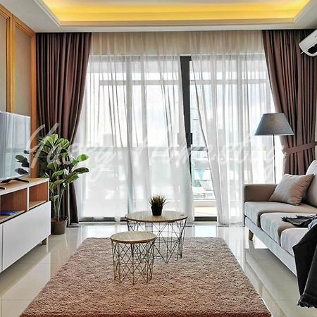 Yussy 2 Bedrooms Condo At R&F Princess Cove Johor Bahru Exterior foto