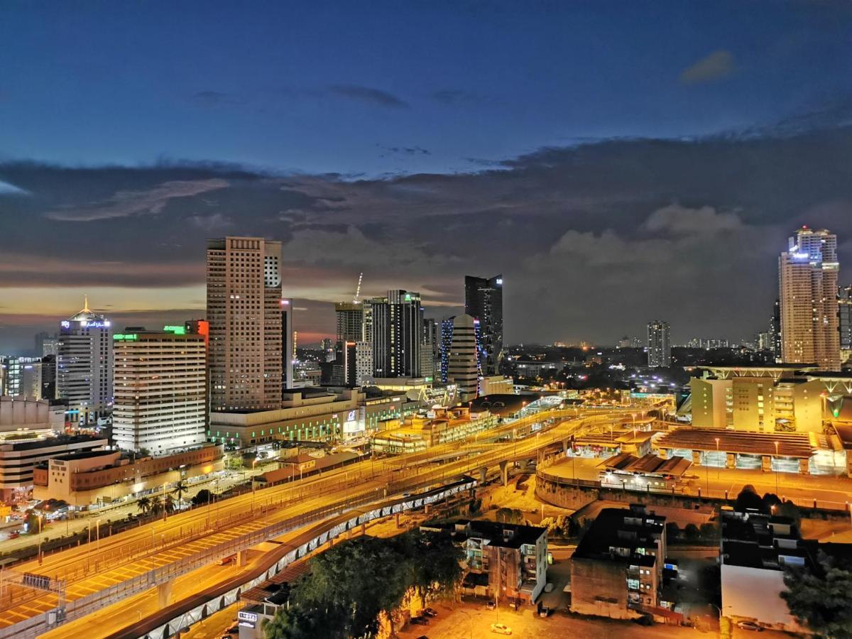 Yussy 2 Bedrooms Condo At R&F Princess Cove Johor Bahru Exterior foto