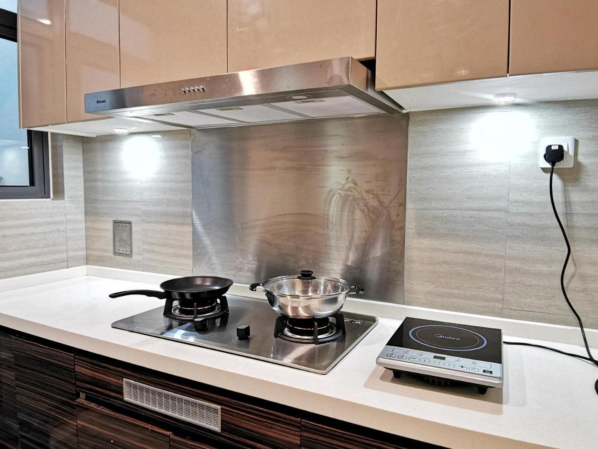 Yussy 2 Bedrooms Condo At R&F Princess Cove Johor Bahru Exterior foto